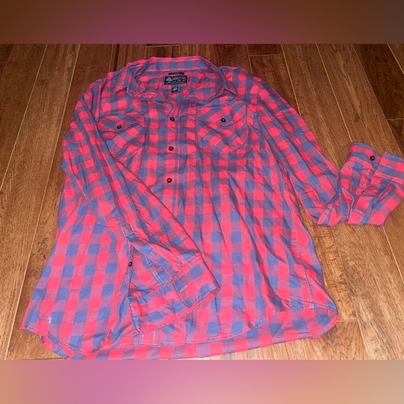 American rag long sleeve button down plaid red & navy blue/black w black buttons - Picture 1 of 7